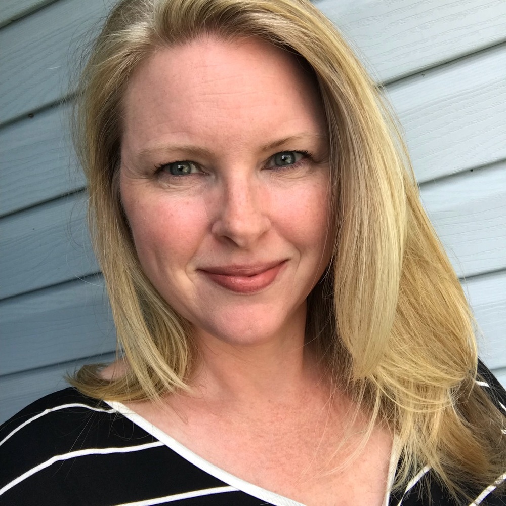 Meet your Posher, Lorie